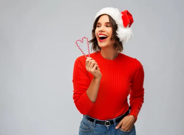 Jak wybrać idealny outfit na wigilię klasową? Proste porady i modne inspiracje Jak wybrać idealny outfit na wigilię klasową? Proste porady i modne inspiracje