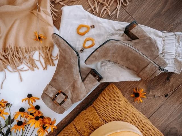 Obcierające buty? Skuteczne sposoby na ulgę i komfort noszenia Obcierające buty? Skuteczne sposoby na ulgę i komfort noszenia