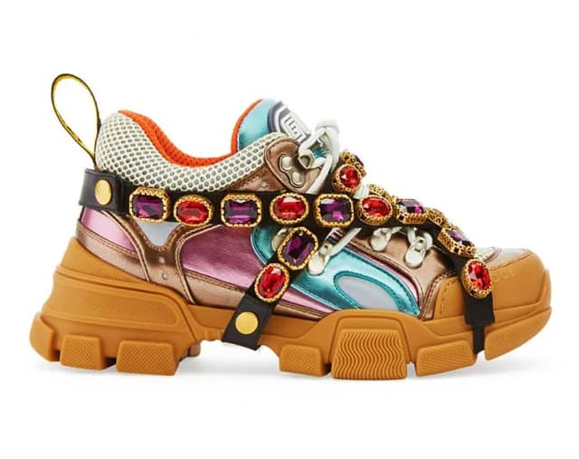 Ile kosztują buty Gucci? Ceny, modele i co wpływa na wybór Ile kosztują buty Gucci? Ceny, modele i co wpływa na wybór
